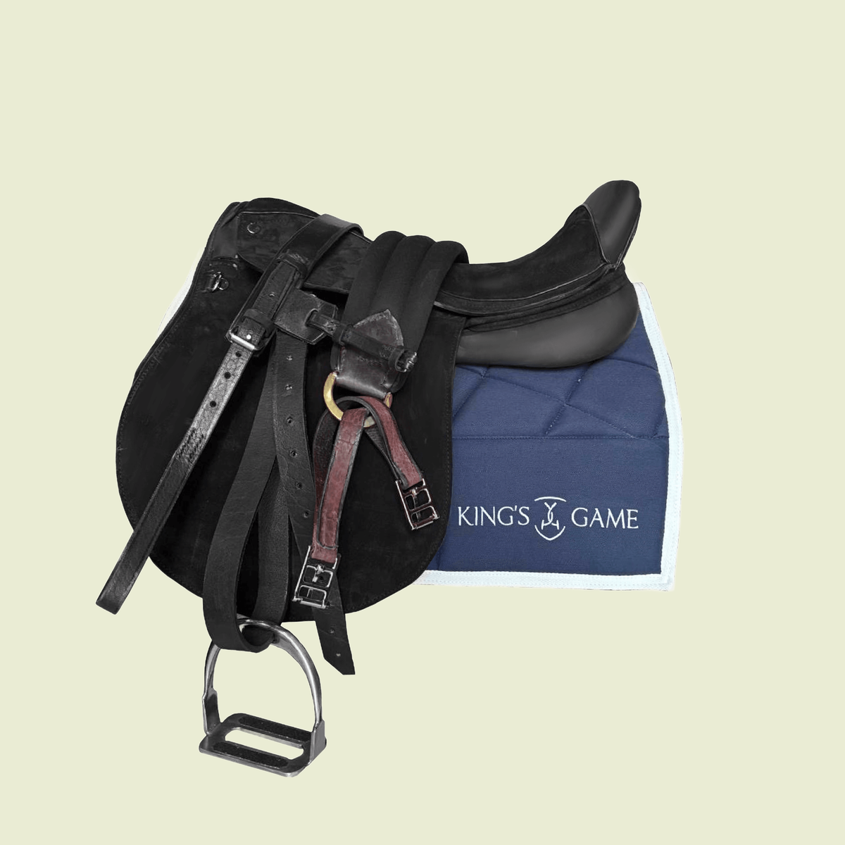 Complete Saddle
